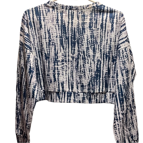 NWT CLUB MODA TOP - Picture 3 of 6